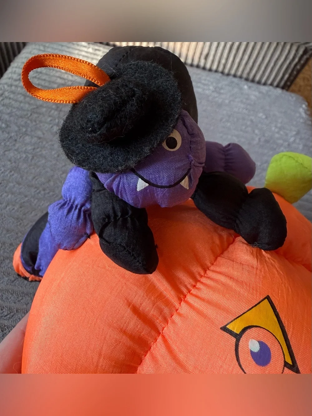VTG Stuffins Halloween Pumpkin Nylon Sitter Spider Fall Striped Legs Plush Decor
